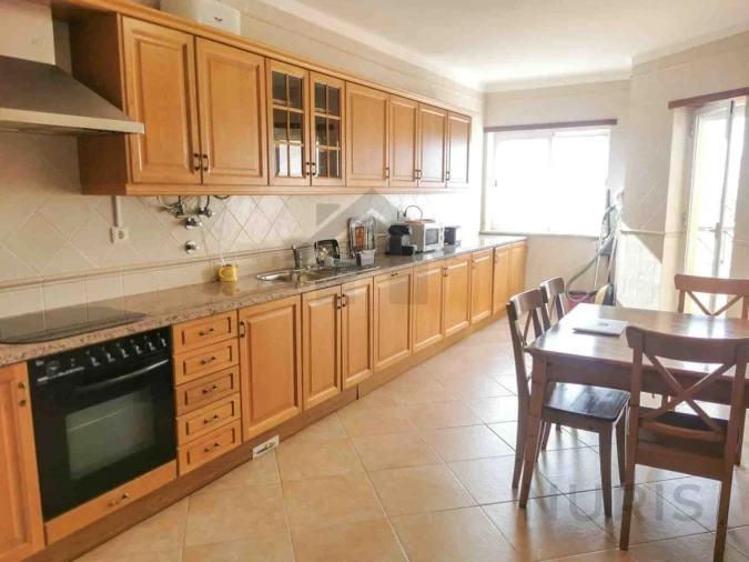 Apartamento T1 para Arrendamento em Portimão Foto 5