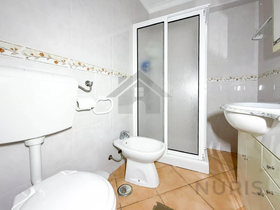 Apartamento T1 para Venda em Portimão Foto 12