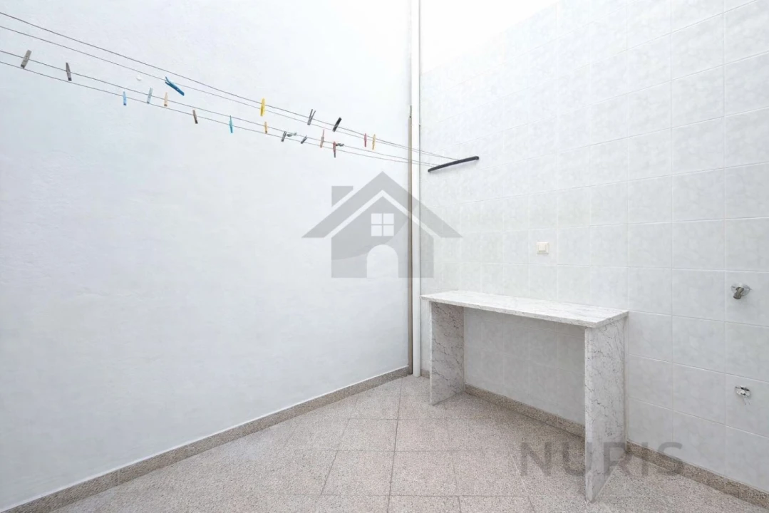 Apartamento T1 para Venda em Portimão Foto 15