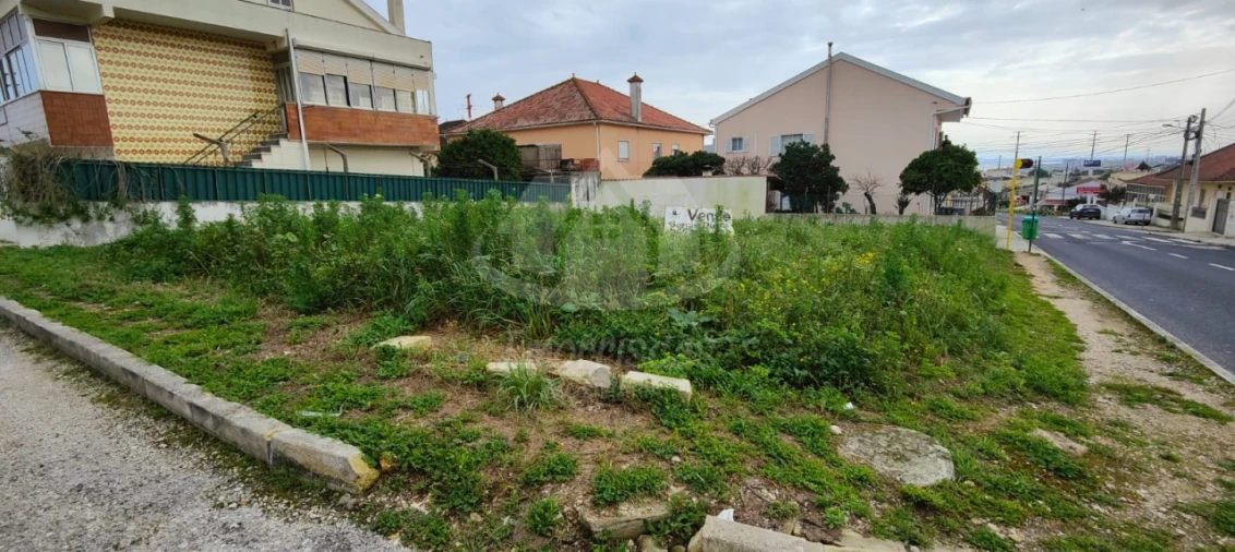 Terreno para Venda em Santa Iria de Azoia, São João da Talha e Bobadela Foto 9