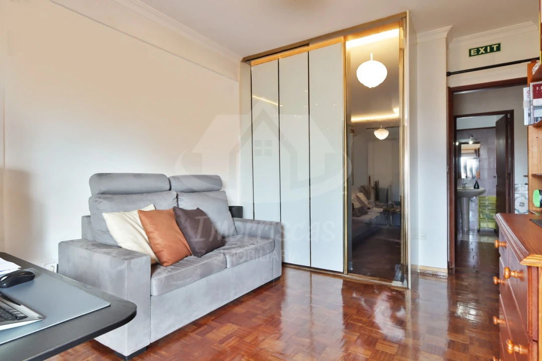 Apartamento T3 para Venda em Alcabideche Foto 14