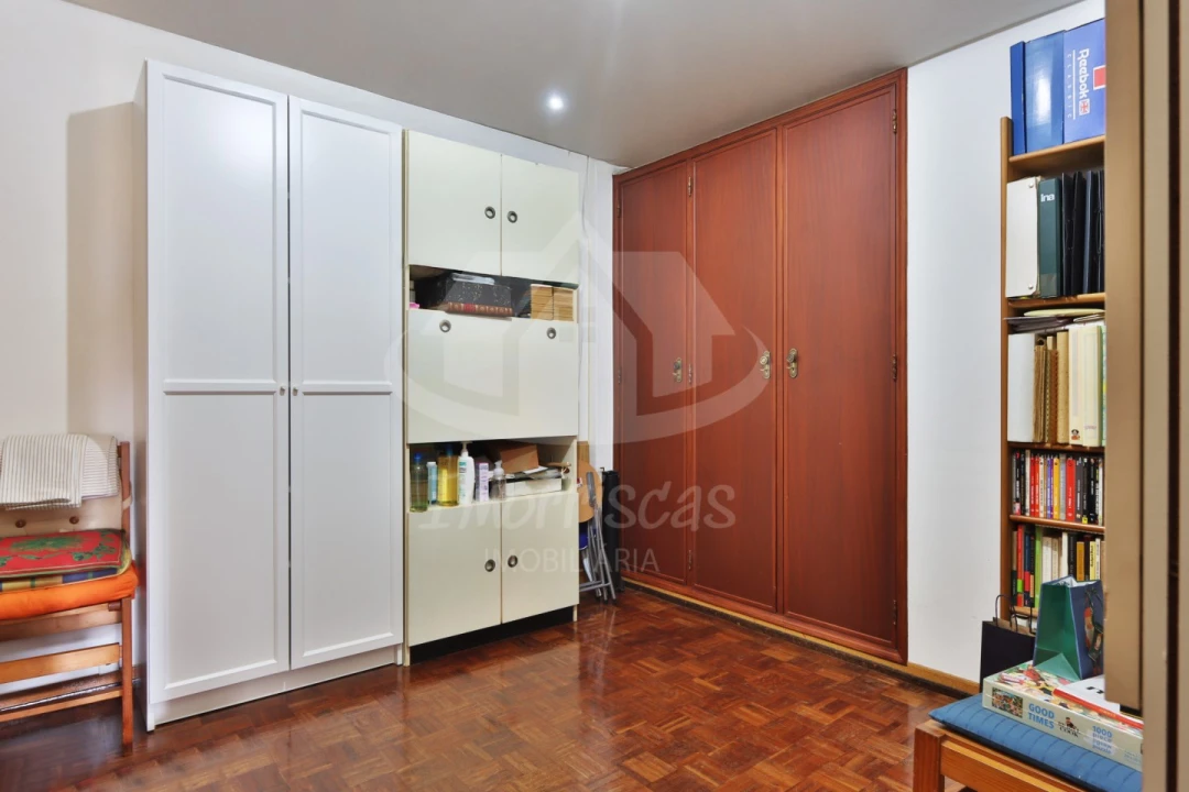 Apartamento T3 para Venda em Alcabideche Foto 16