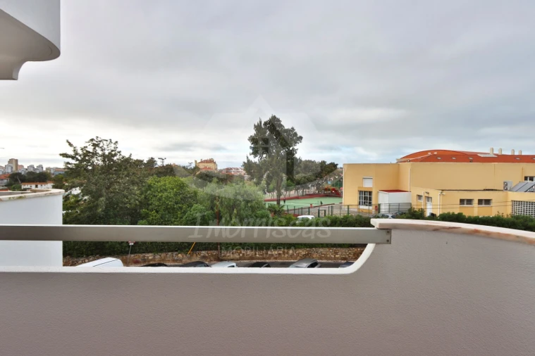 Apartamento T3 para Venda em Alcabideche Foto 3