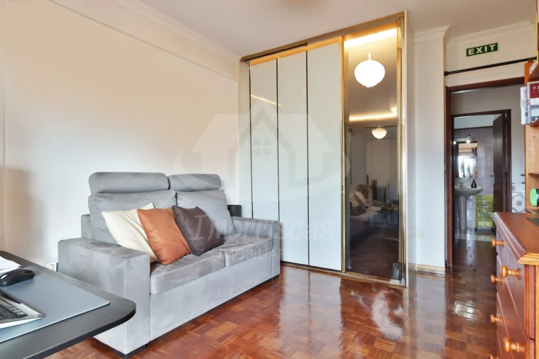 Apartamento T3 para Venda em Alcabideche Foto 14