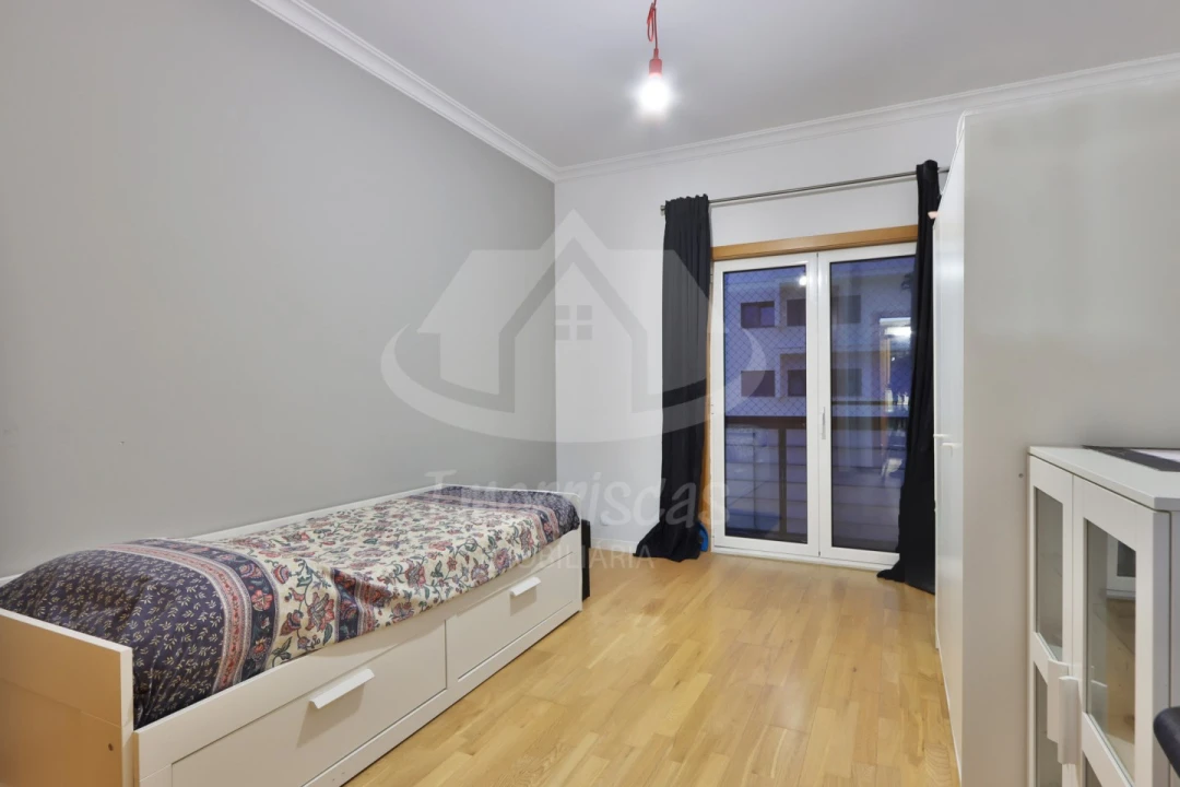 Apartamento T2 para Venda em Santa Iria de Azoia, São João da Talha e Bobadela Foto 12