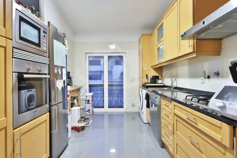 Apartamento T2 para Venda em Santa Iria de Azoia, São João da Talha e Bobadela Foto 5