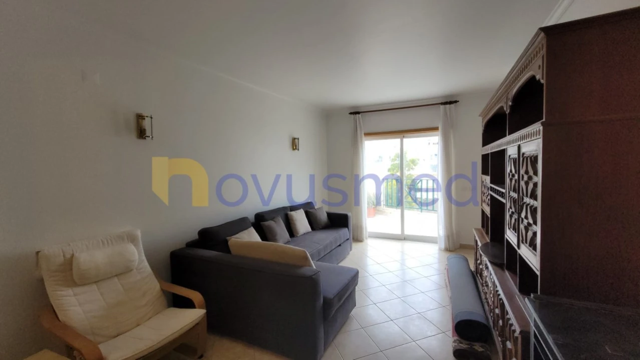 Apartamento T2 para Arrendamento em Albufeira e Olhos de Água Foto 3