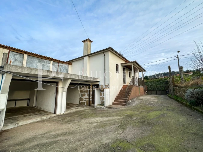 Moradia T2 para Arrendamento em Gondifelos, Cavalões e Outiz Foto 4