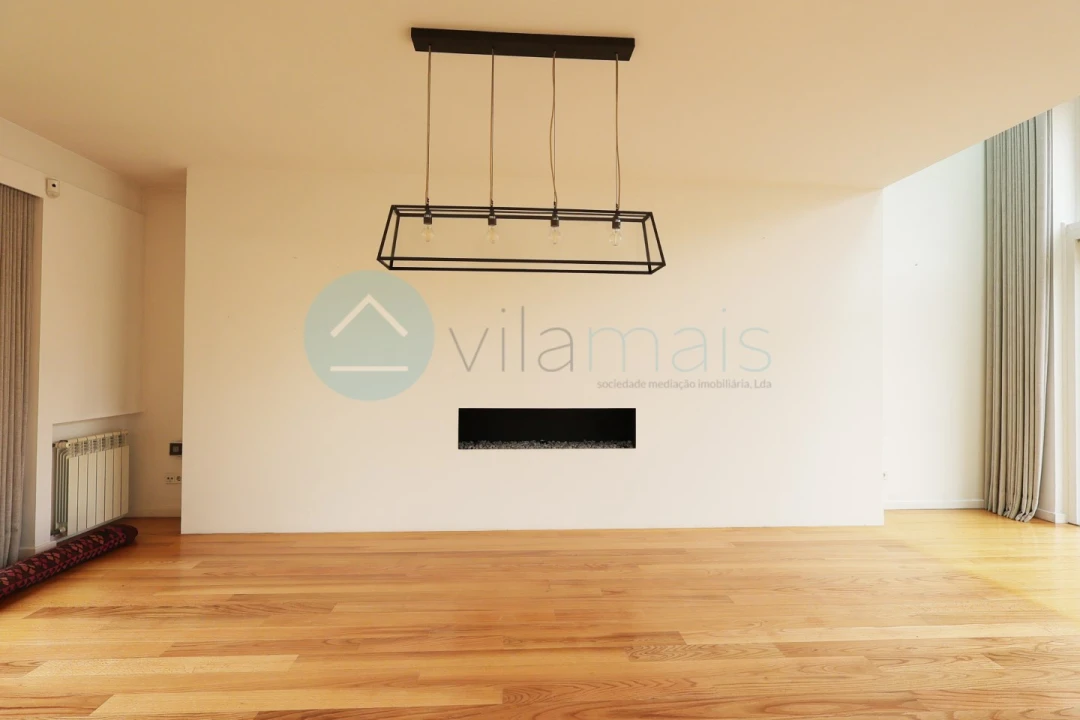 Moradia T4 para Venda em Aldoar, Foz do Douro e Nevogilde Foto 10