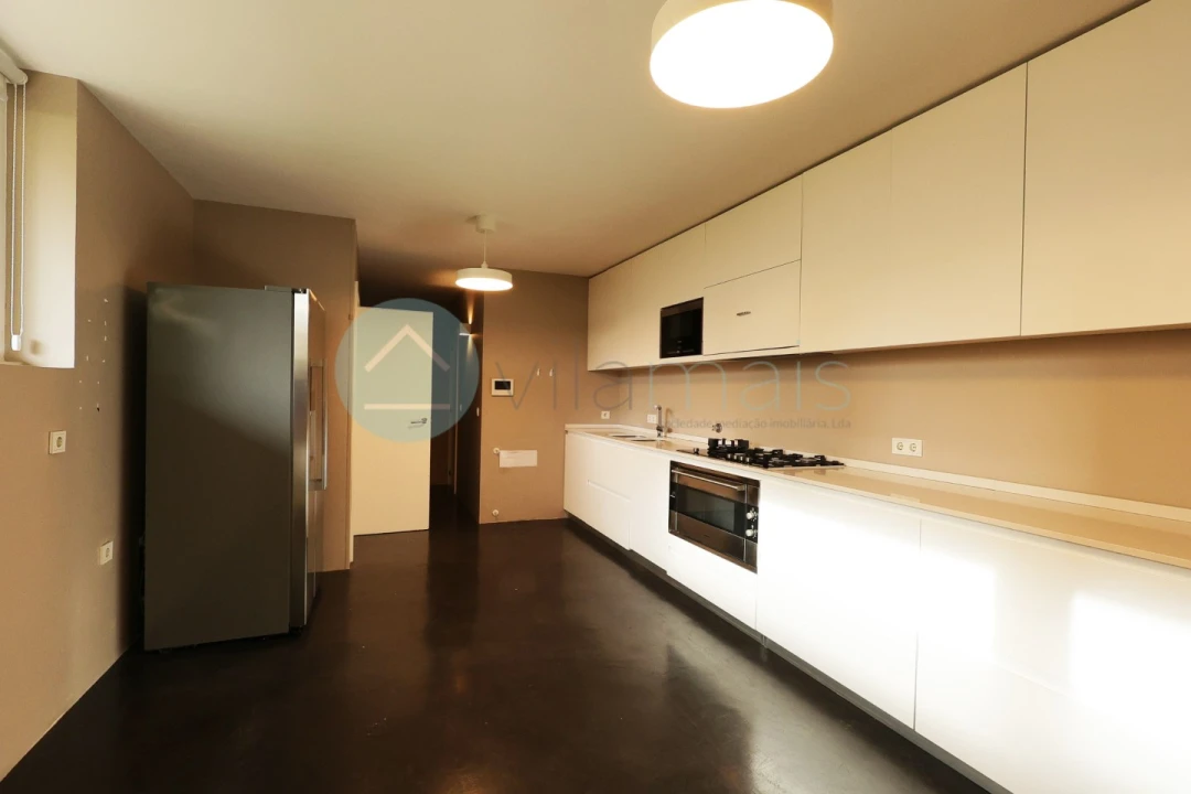 Moradia T4 para Venda em Aldoar, Foz do Douro e Nevogilde Foto 27