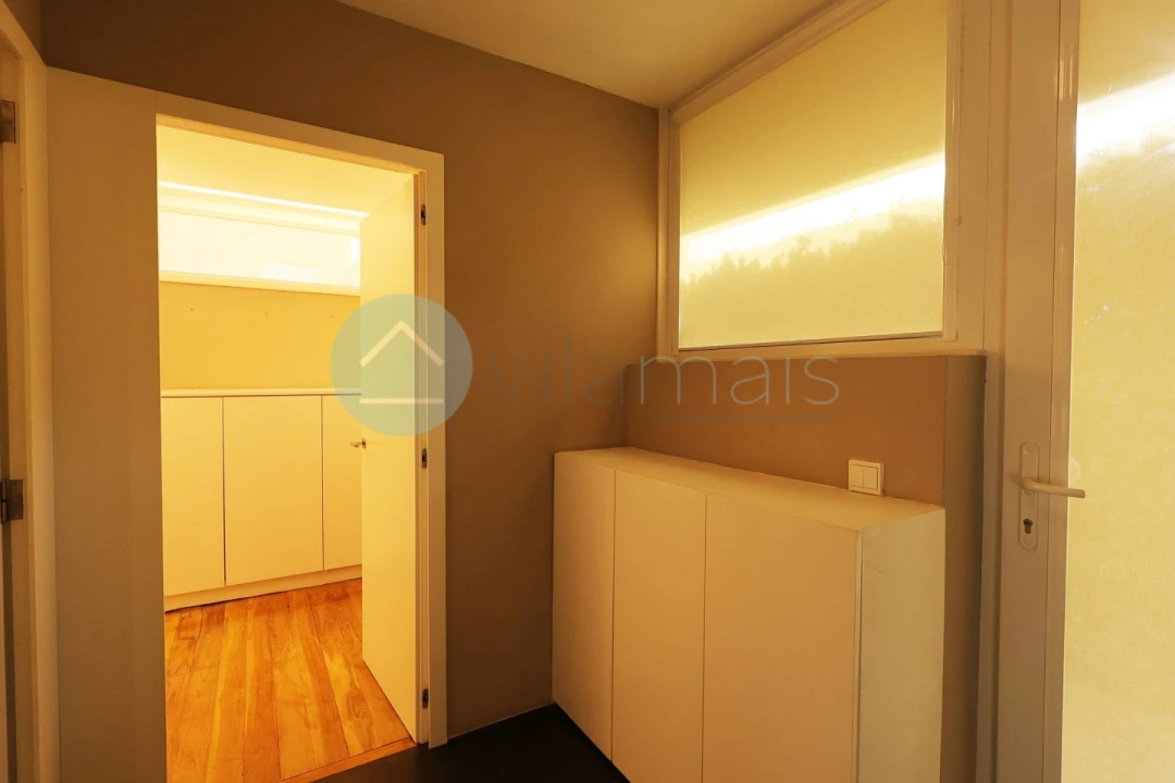 Moradia T4 para Venda em Aldoar, Foz do Douro e Nevogilde Foto 29