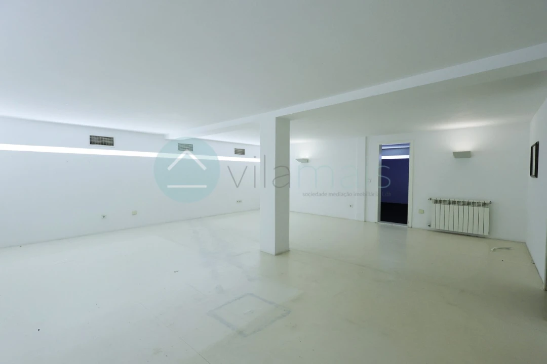 Moradia T4 para Venda em Aldoar, Foz do Douro e Nevogilde Foto 35