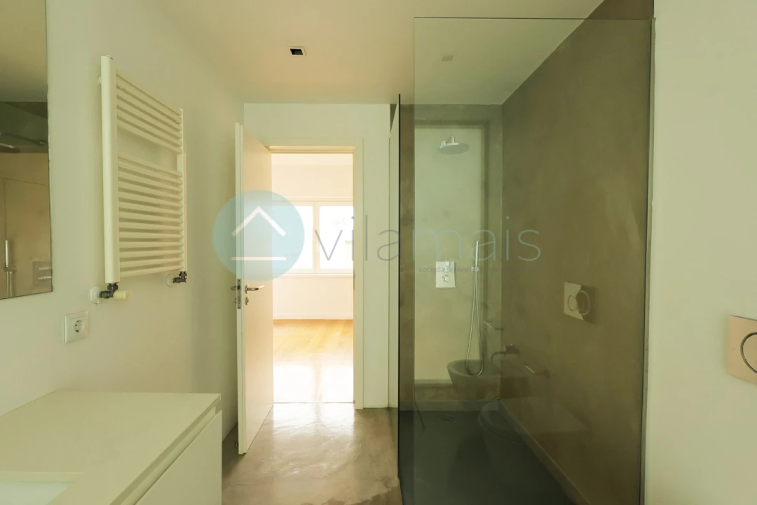 Moradia T4 para Venda em Aldoar, Foz do Douro e Nevogilde Foto 47