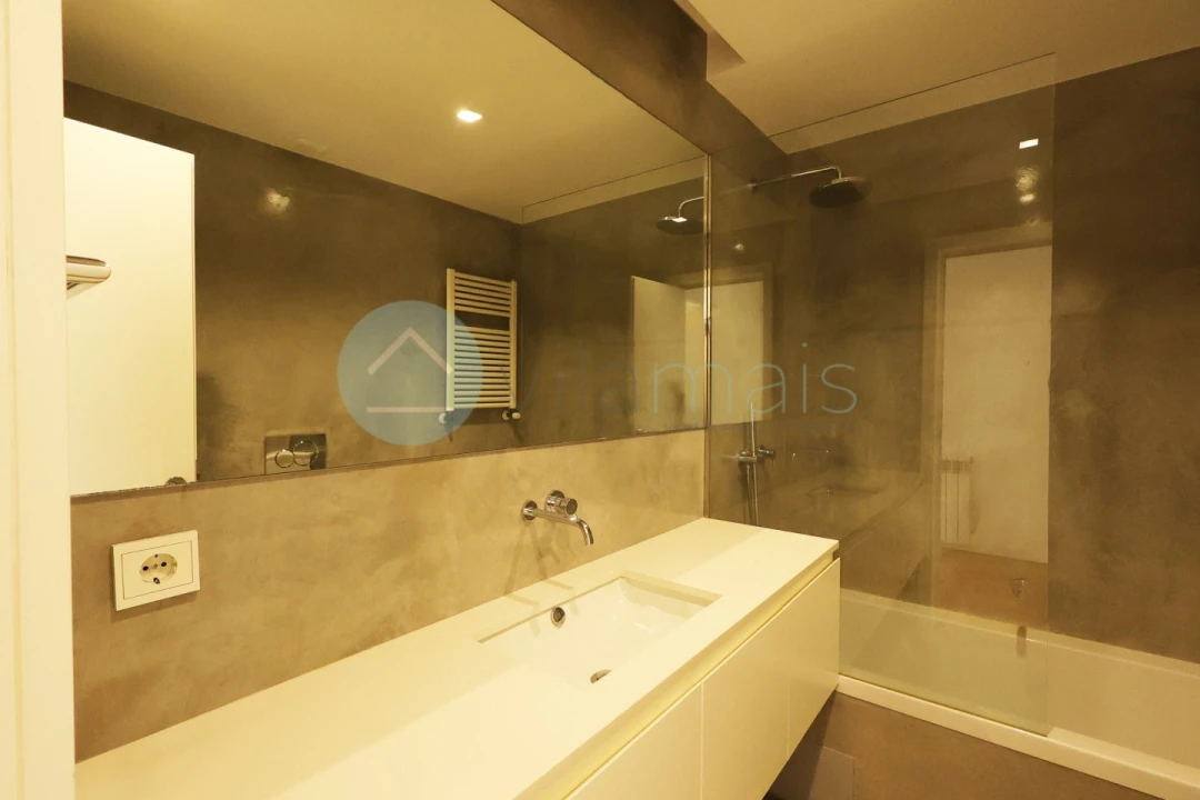 Moradia T4 para Venda em Aldoar, Foz do Douro e Nevogilde Foto 56