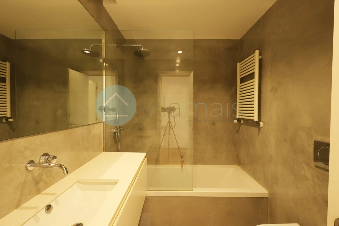 Moradia T4 para Venda em Aldoar, Foz do Douro e Nevogilde Foto 57