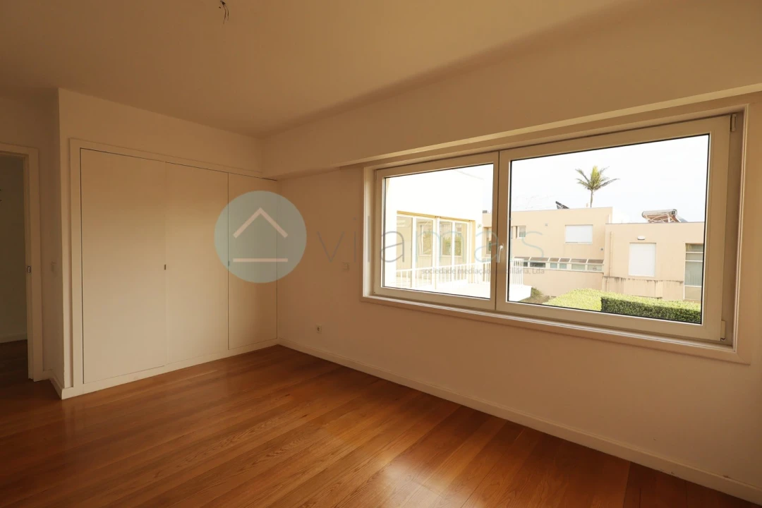 Moradia T4 para Venda em Aldoar, Foz do Douro e Nevogilde Foto 59