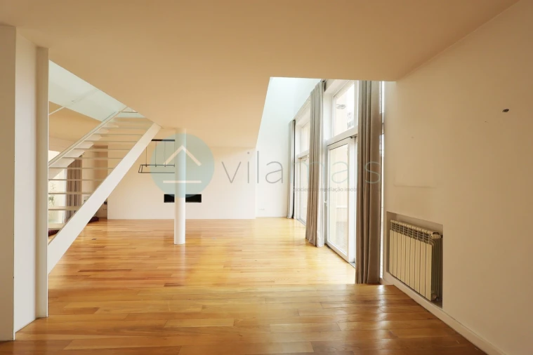 Moradia T4 para Venda em Aldoar, Foz do Douro e Nevogilde Foto 8