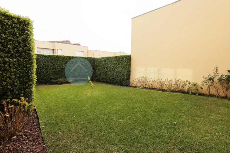 Moradia T4 para Venda em Aldoar, Foz do Douro e Nevogilde Foto 22