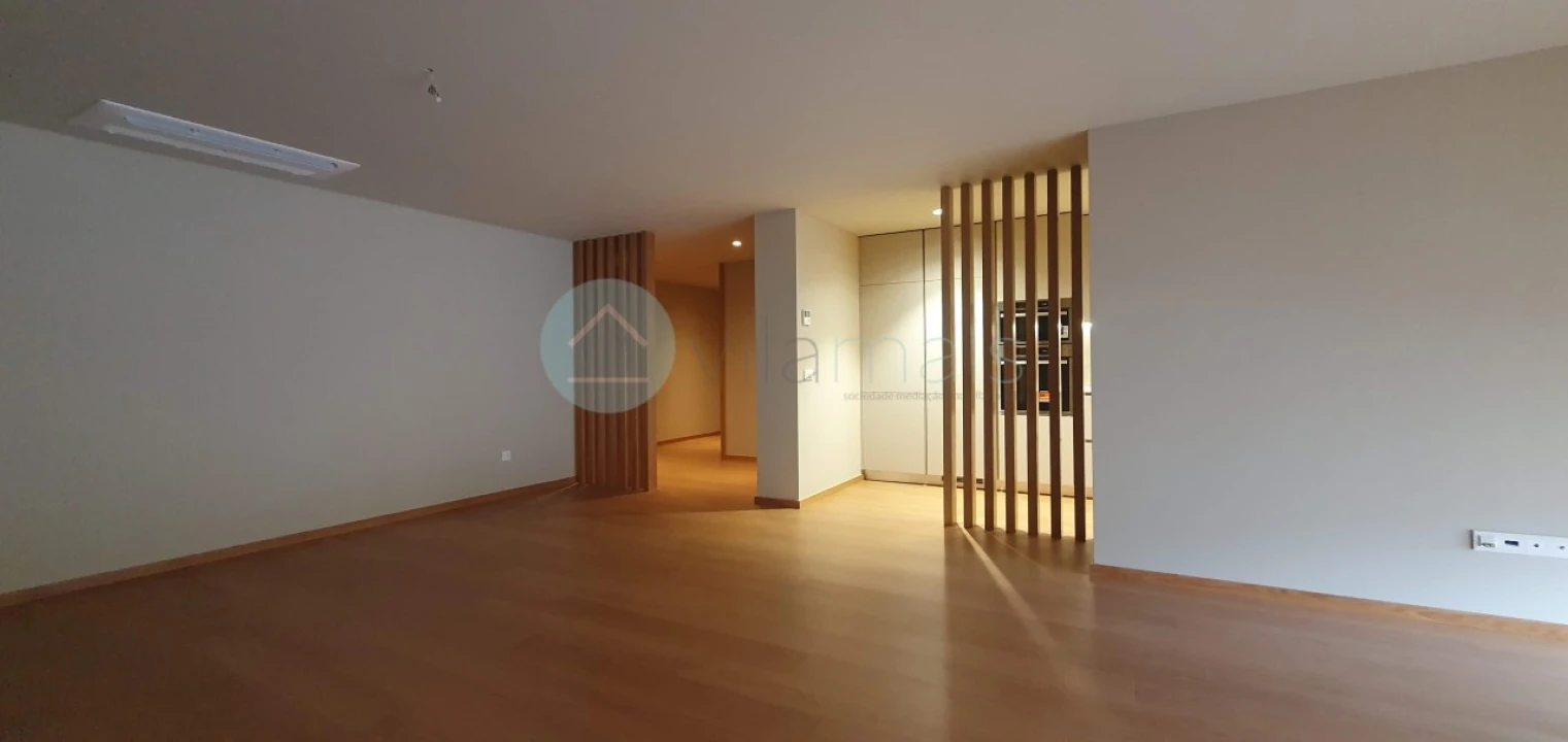 Apartamento T2 para Venda em Paranhos Foto 9