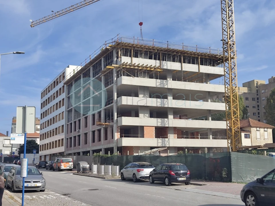 Apartamento T3 para Venda em Paranhos Foto 3