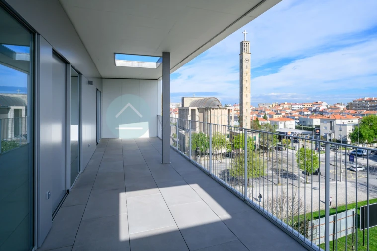 Apartamento T3 para Venda em Campanhã Foto 5