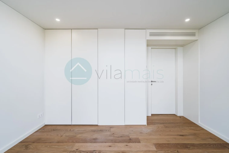 Apartamento T3 para Venda em Campanhã Foto 21