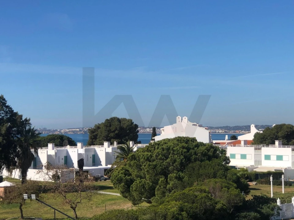 Apartamento T1 para Venda em Alvor Foto 17