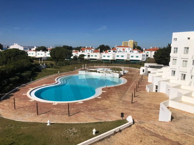 Apartamento T1 para Venda em Alvor Foto 14