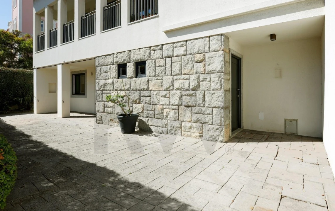 Apartamento T2 para Venda em Cascais e Estoril Foto 1