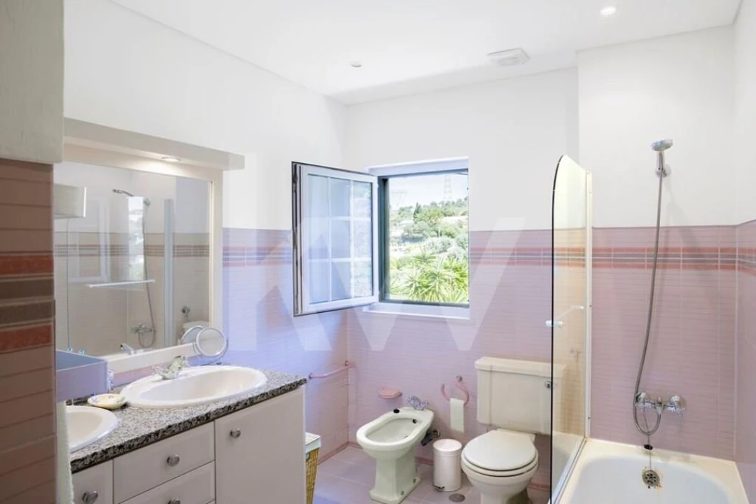 Moradia T5 para Venda em Vila Franca de Xira Foto 14