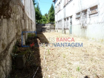 Moradia T20 para Venda em Nelas