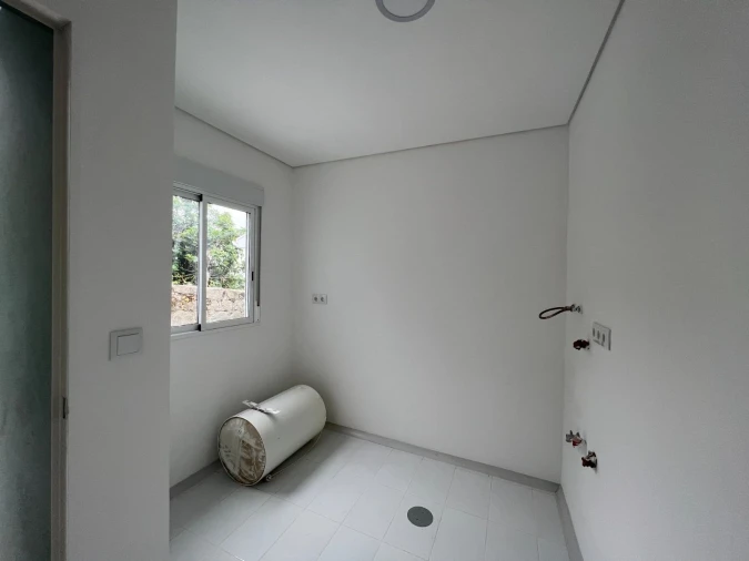 Apartamento T2 para Arrendamento em Canelas Foto 15