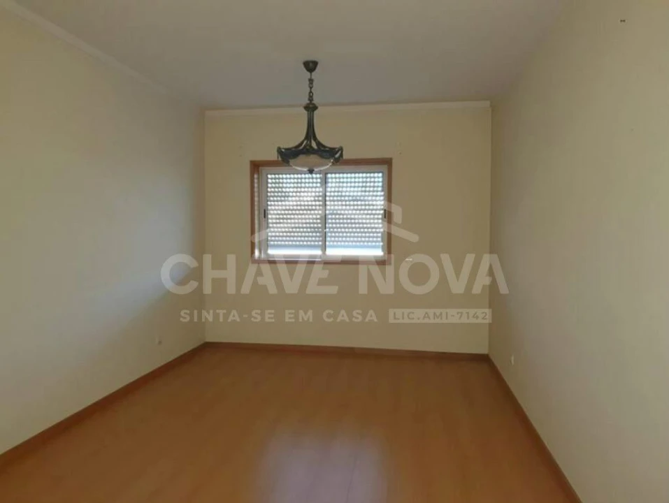 Apartamento T1 para Venda em Ermesinde Foto 5