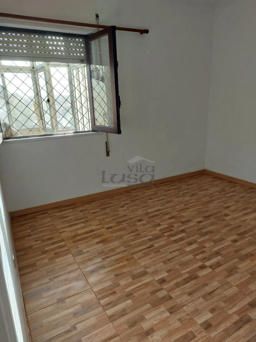 Moradia T6 para Venda em Rio Tinto Foto 5