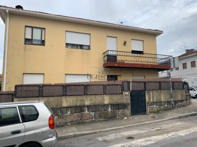 Moradia T6 para Venda em Rio Tinto Foto 15