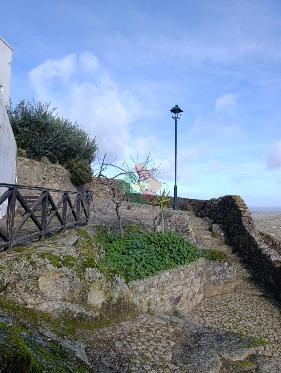 Moradia T1 para Venda em Santa Maria da Devesa Foto 28