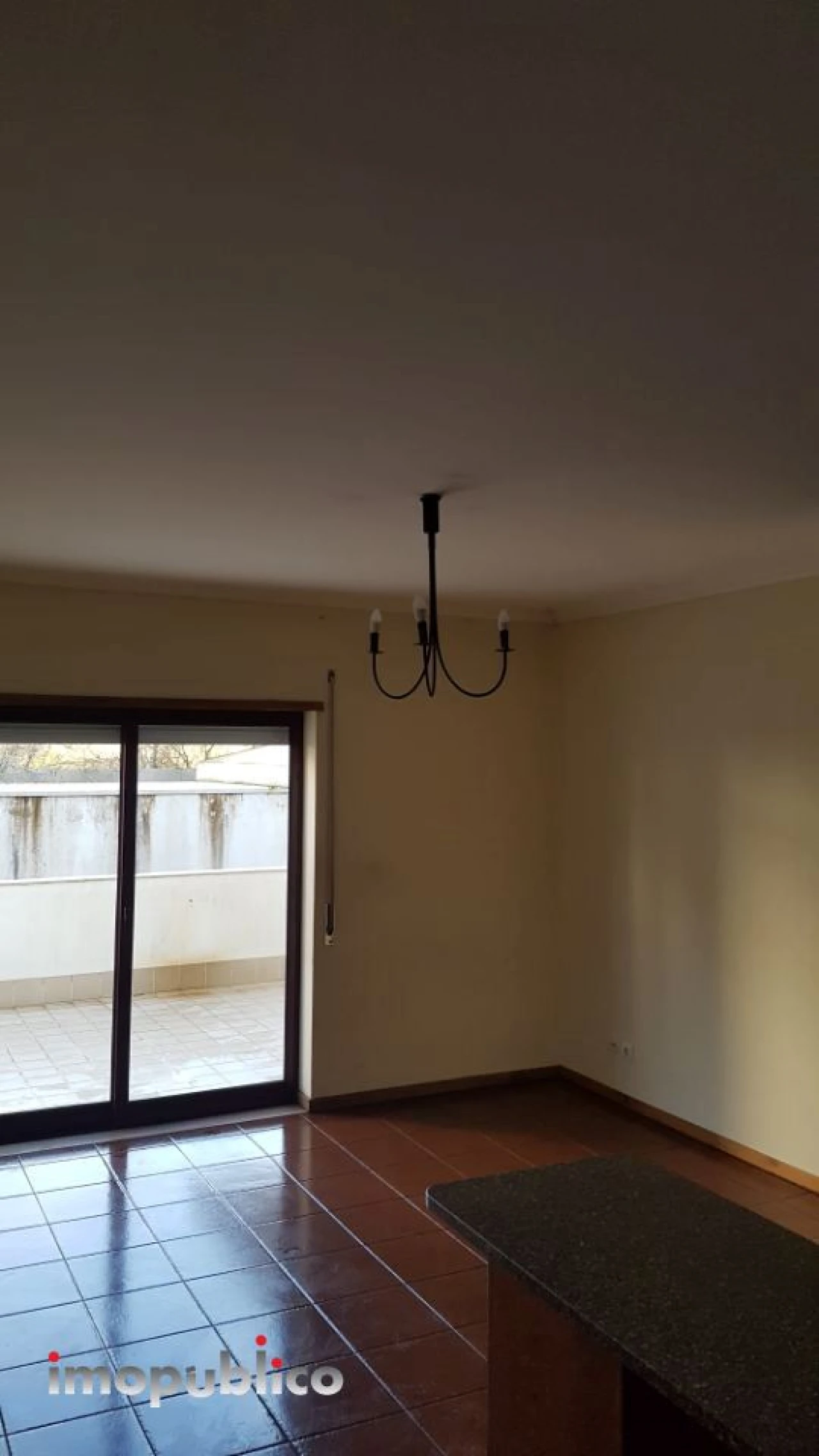 Apartamento T1 para Arrendamento em Vila Verde e Barbudo Foto 2