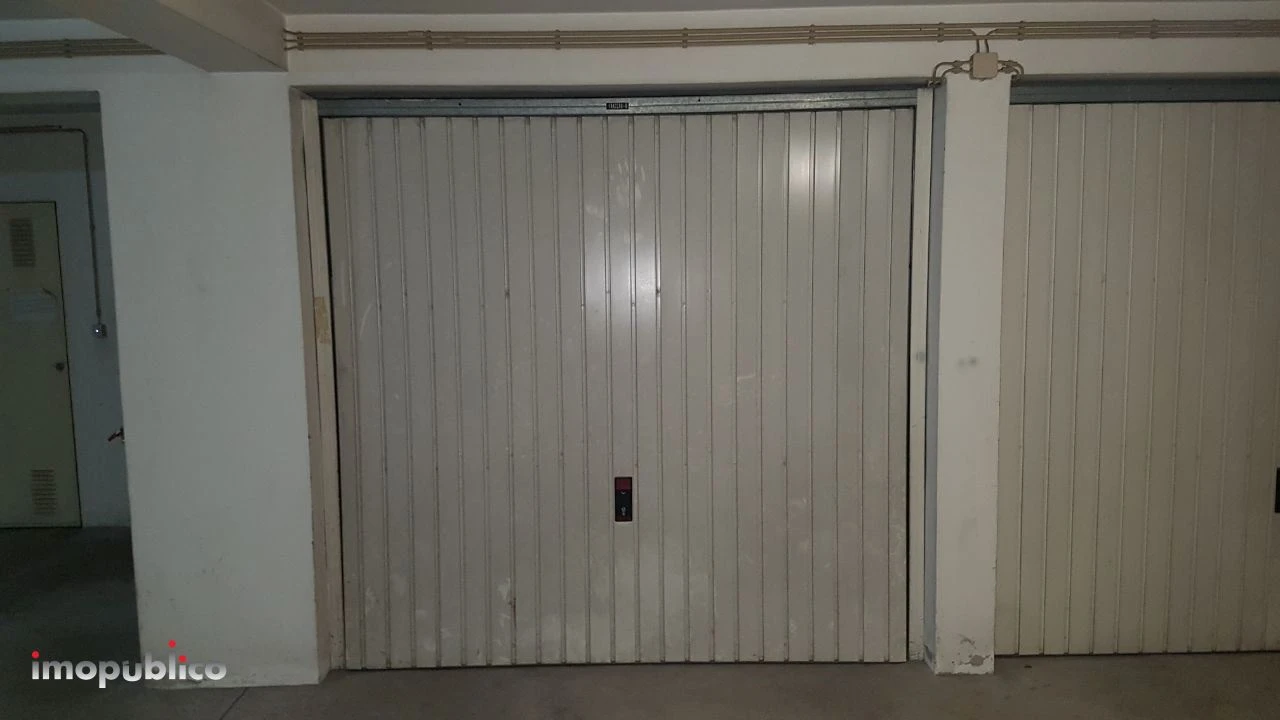 Apartamento T1 para Arrendamento em Vila Verde e Barbudo Foto 9