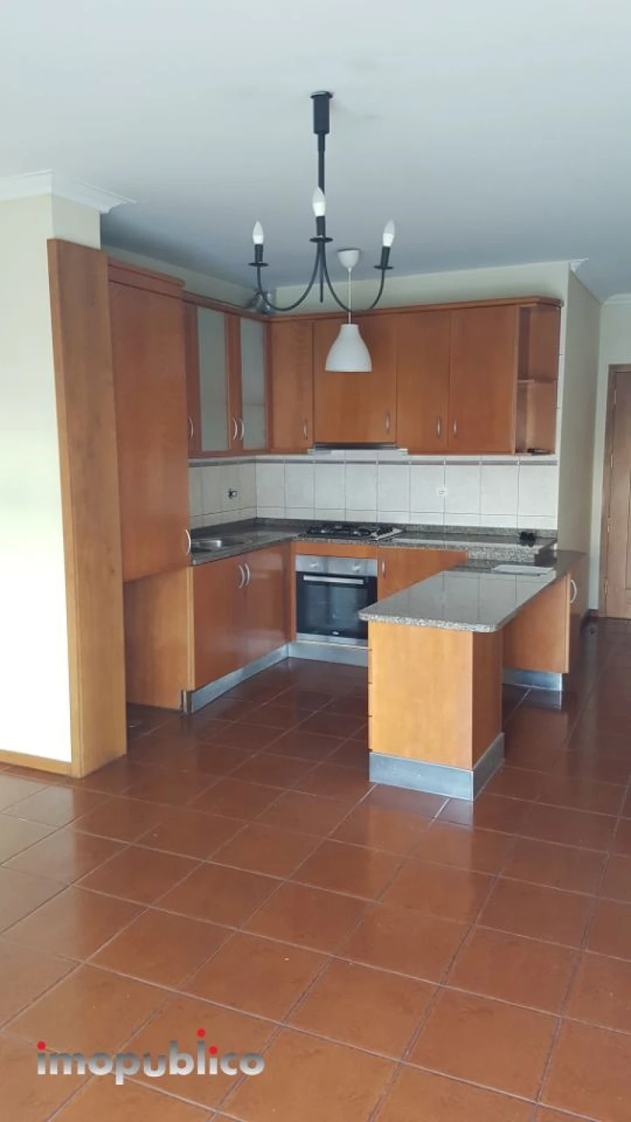 Apartamento T1 para Arrendamento em Vila Verde e Barbudo Foto 1