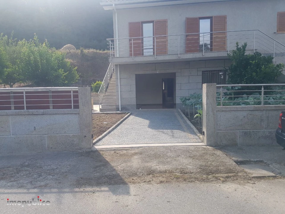 Moradia T3 para Arrendamento em Vade Foto 1