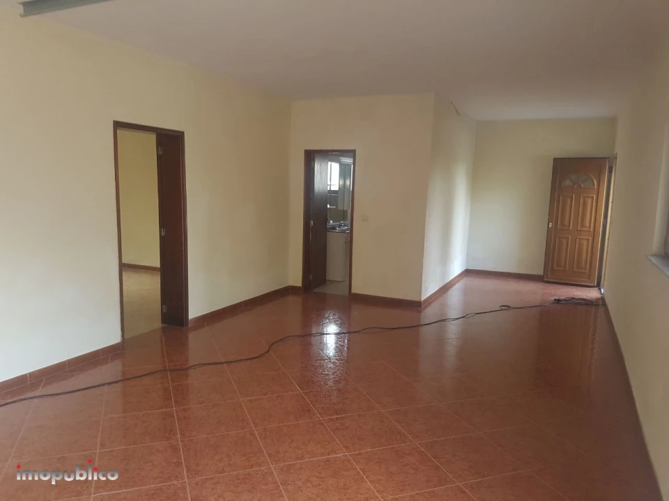 Moradia T3 para Arrendamento em Vade Foto 3