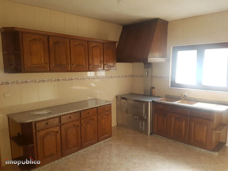 Moradia T3 para Arrendamento em Vade Foto 7