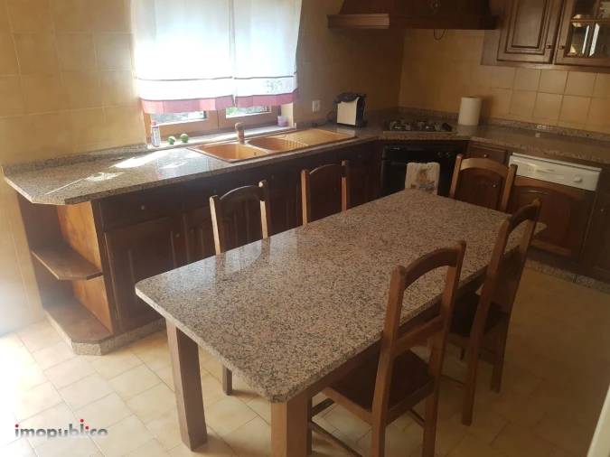 Moradia T3 para Arrendamento em Vade Foto 10