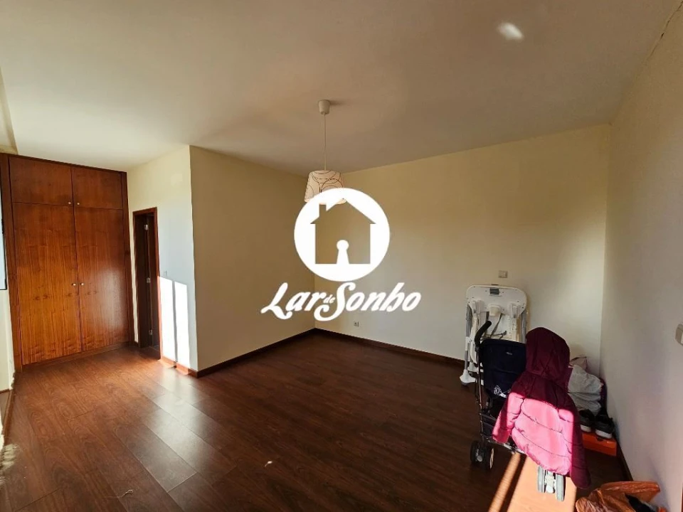 Quinta T4 para Venda em Rio Meão Foto 12