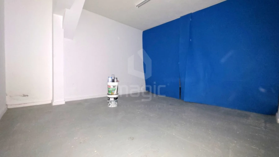 Loja para Arrendamento em Santa Maria, São Pedro e Matacães Foto 14