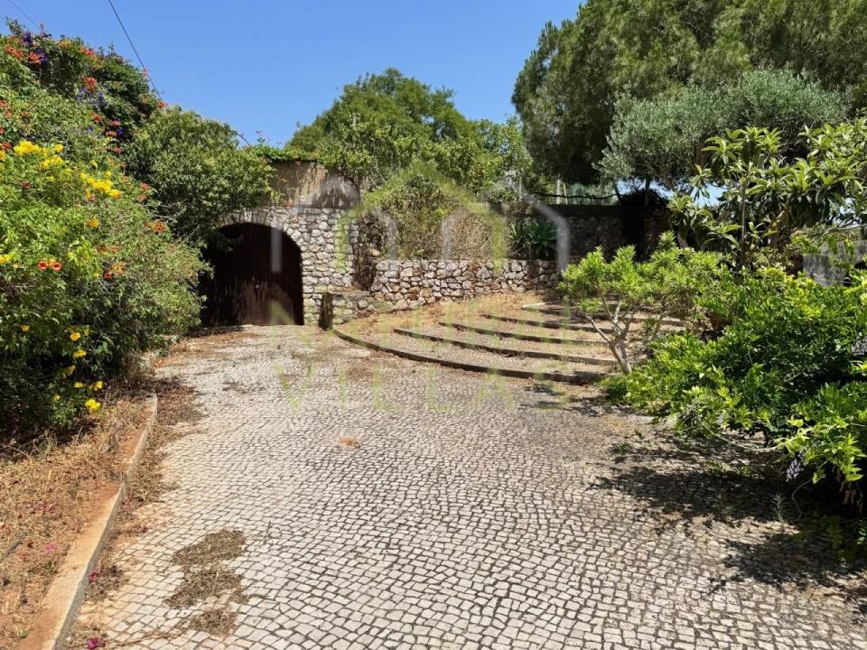 Moradia T4 para Venda em Faro (Sé e São Pedro) Foto 3