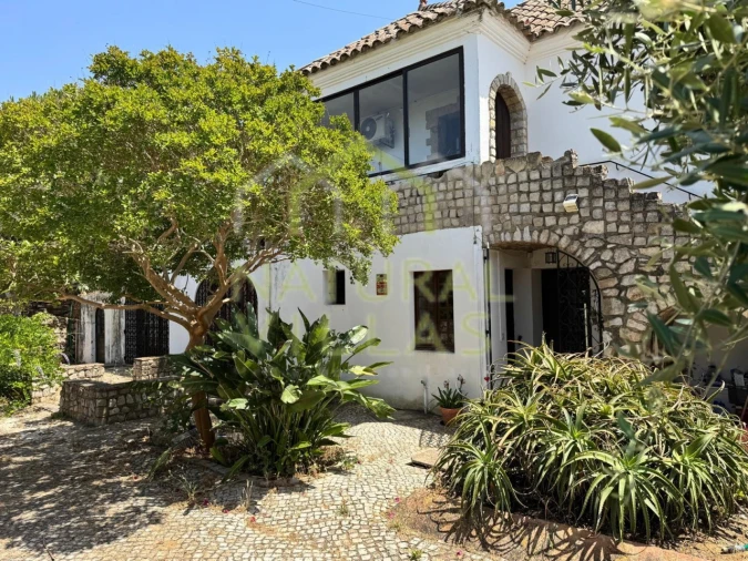 Moradia T4 para Venda em Faro (Sé e São Pedro) Foto 2