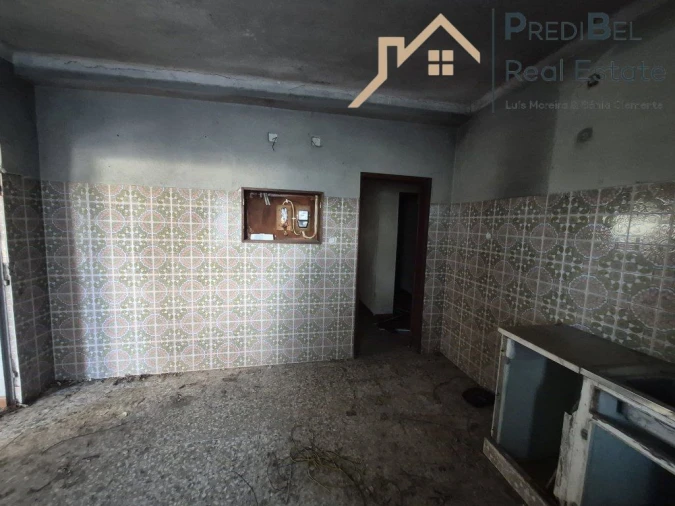 Moradia T3 para Venda em Quinta do Anjo Foto 7