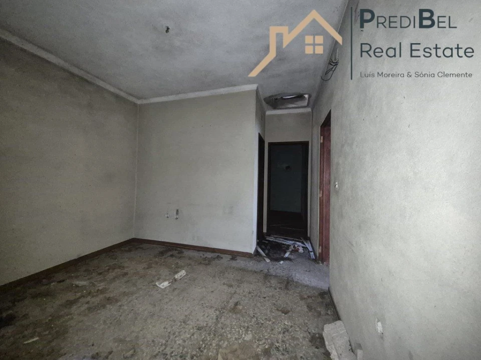 Moradia T3 para Venda em Quinta do Anjo Foto 9
