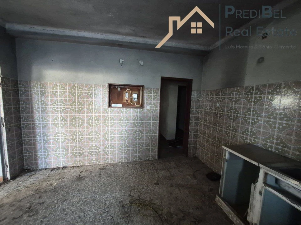 Moradia T3 para Venda em Quinta do Anjo Foto 7